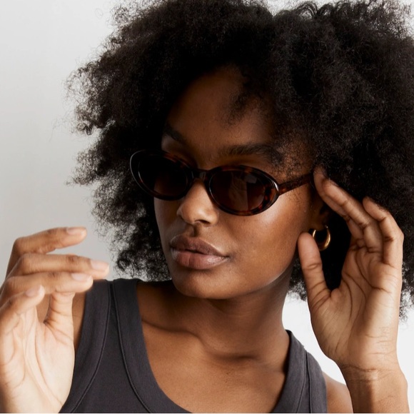 Madewell Russell Oval Sunglasses - Picture 10 of 10